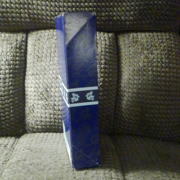 1995 Special Edition Winter Velvet barbie - Picture 9 of 9